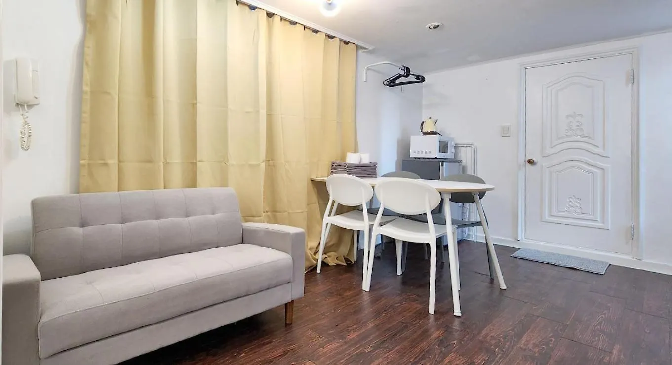 K-11 Hongdae Yeontral Park Apartment Seoul 0*,  South Korea